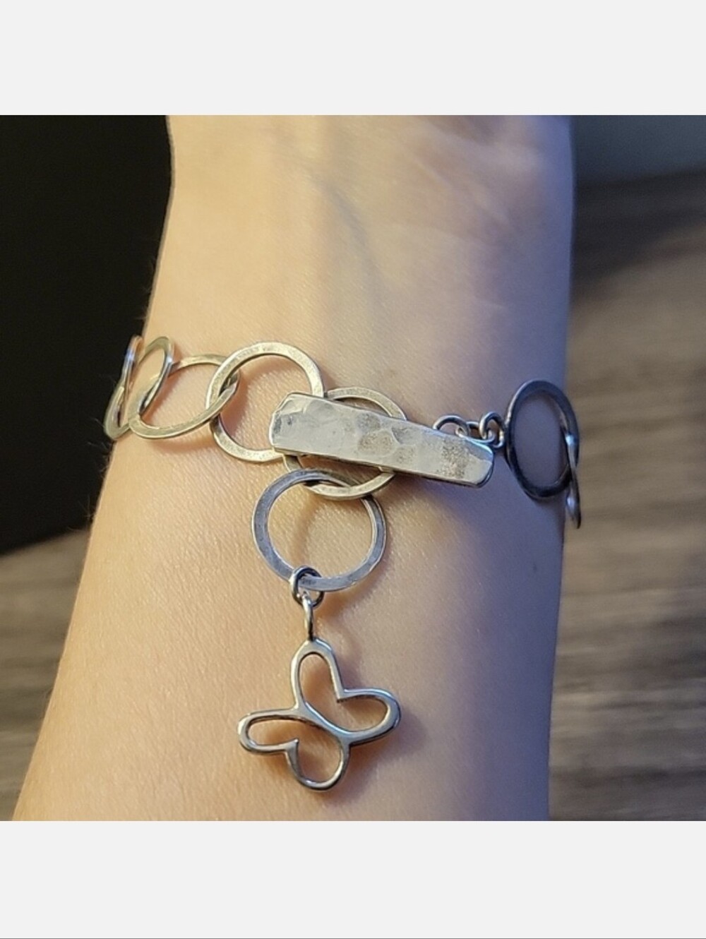Tanya Moss Classic Linked Circle Bracelet With Butterfly Motif Sterling Silver - Picture 3 of 8
